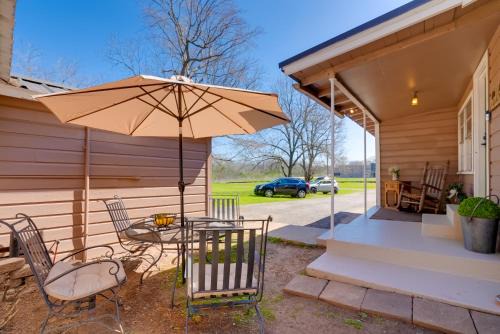 Rusk Retreat w/Fire Pit, Grill & Countryside View