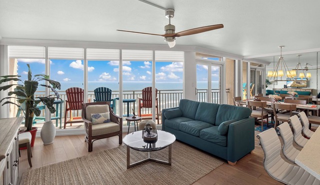 Seagull #1007: Beachfront 2 Bedroom 2 Bathroom With Spectacular Views and 24 Hour Management