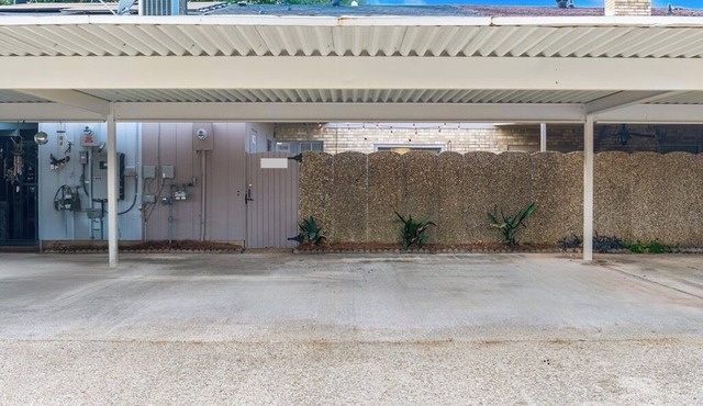 Serene & Spacious Townhouse with Private Patio