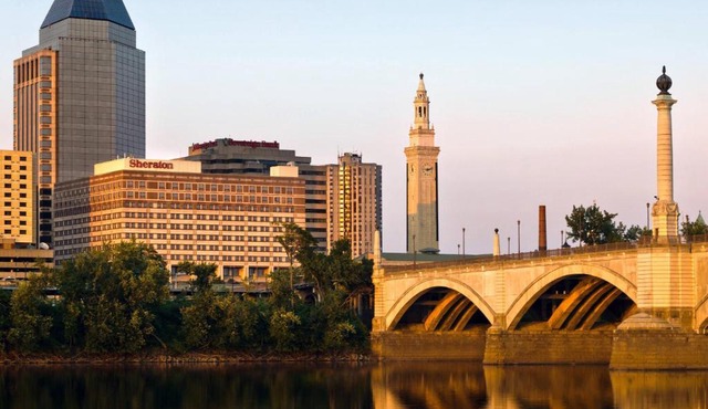 Sheraton Springfield Monarch Place Hotel in Springfield