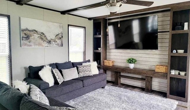 Sheridan, Texas-Splash Away Getaway