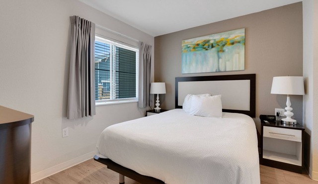 Simplicity At the Rim 1407 I Comfy 1 Bed 1 Bath