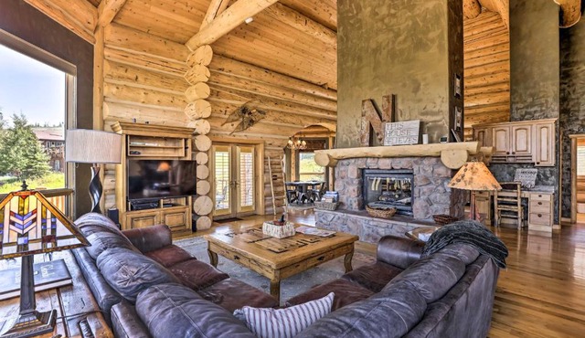 Skiing & Hiking Access: Spacious Granby Cabin! in Granby