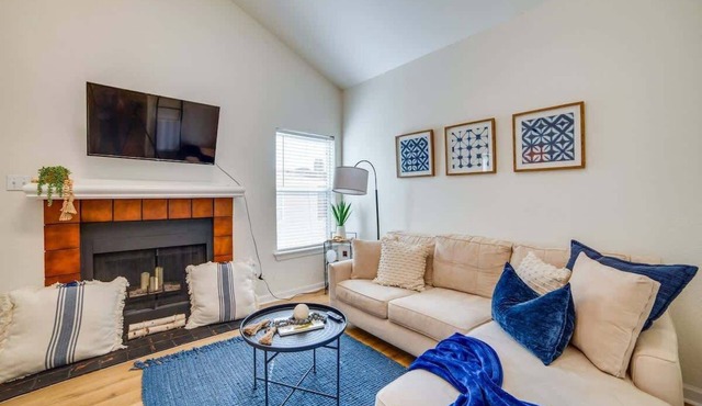 Sleek Condo with Patio