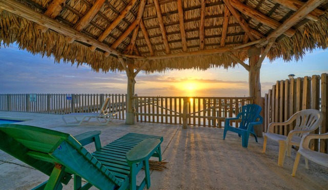 Sleeps 84, 9 Homes | Private Boat Dock, Waterfront Pool, Views | Laguna Village