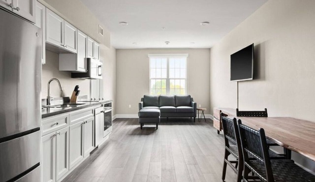 Spacious 2BR Suite Perfect for Exploring New Orleans