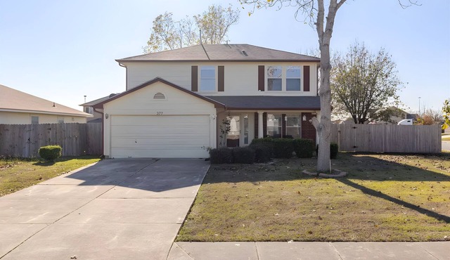 Spacious 3 BR Convenient Big Yard Office