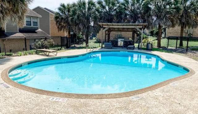 Spacious 3BR Retreat with Pool and Prime Location