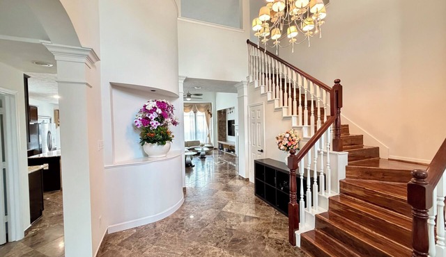 Spacious 4BR Home in Tomball, TX, Long Stays Welcome in Tomball