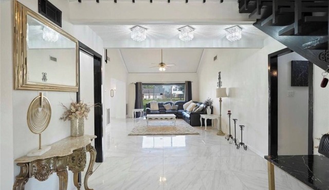 Spacious 5 bedroom house in Port Arthur!