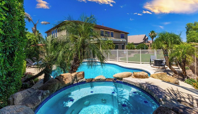 Spacious 6BR Luxury Oasis: Heated Pool, Hot Tub, Game Room & Prime Location! in Gilbert