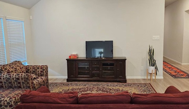 Spacious Corporate Furnished 4-Bedroom Home Fast WiFi Near Everything Melissa TX