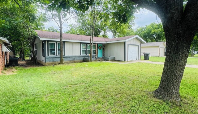Spacious&Cozy 3BR/Free WiFi/1.4 miles from DT