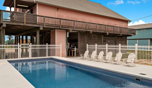 Spacious Home with Game Room, Deck & Bunk Room