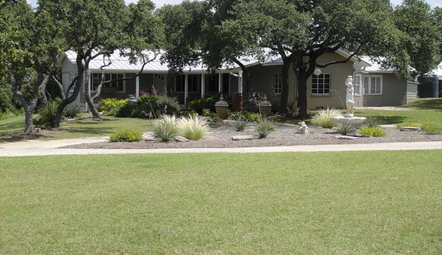 Spectacular Lake Travis Luxury Property Minutes from Downtown and the Arboretum