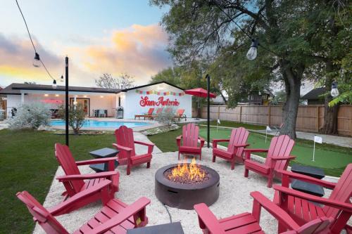 Starcrest 4 Br Haven Pool Hot Tub Putt Putt Arcade