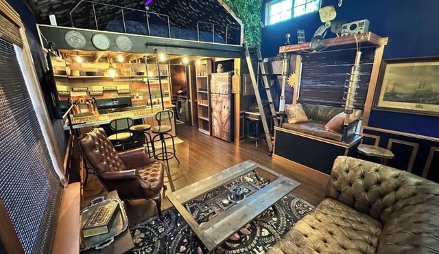 Steampunk Tiny House w/Loft Near Lake Travis