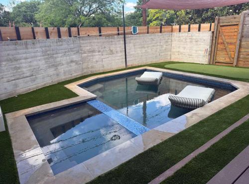 Stunning Modern Home w Pool and Hot Tub in DT
