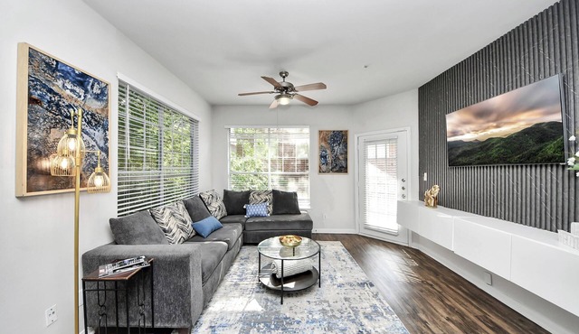 Stylish 3 Bd W/Pool & Gym NRG Rodeo HTX Med Centr