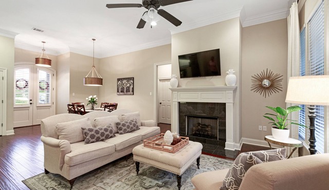 Stylish 4 bedroom home in the heart of Baton Rouge
