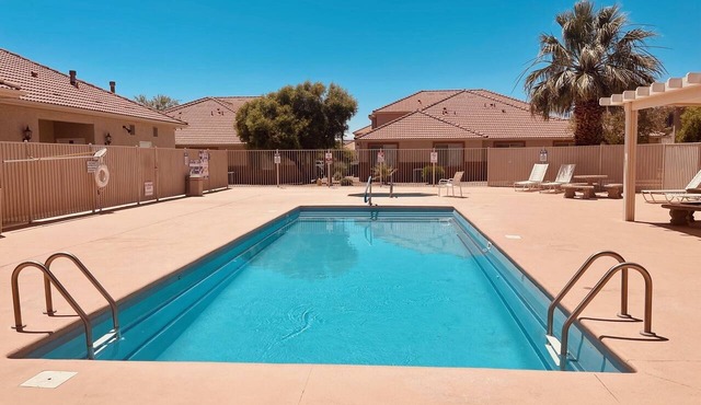 Sunny Sands by Mesquite Vacation Rentals with 2 Car Garage and $510 in free daily activities in Mesquite