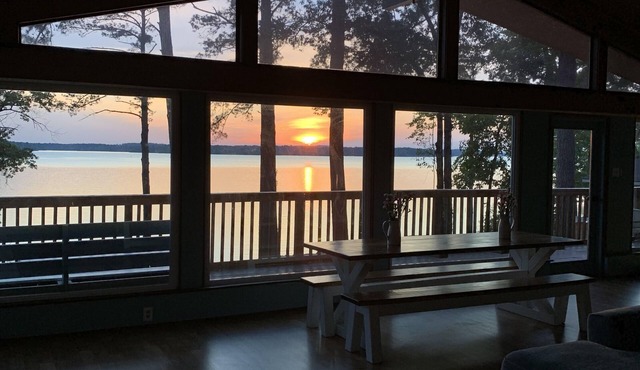 Sunset Cove - Lake O' The Pines/Crystal Cove