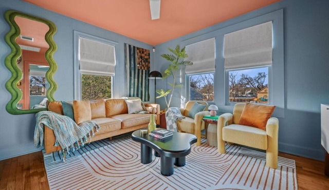 Ted & Breakfast - Full Duplex Property