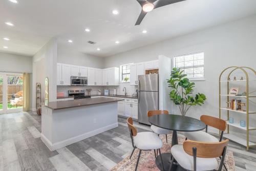 Texas Casita Retreat Minutes from Six Flags