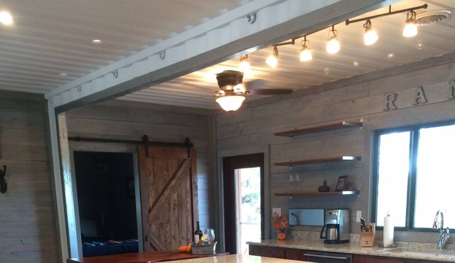 The Cabin at Bois D’Arc Creek Ranch