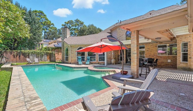The Dapper Texan - Heated Pool, Spa & Game Room