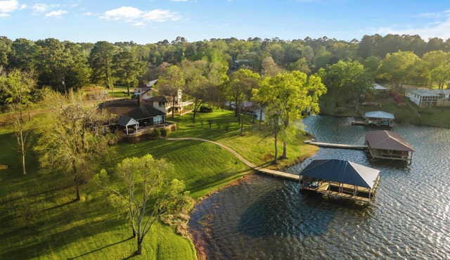 The Finding Place at Lake Palestine