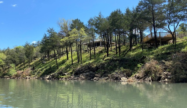 The Haven - Kiamichi Mountain Riverside Cabin