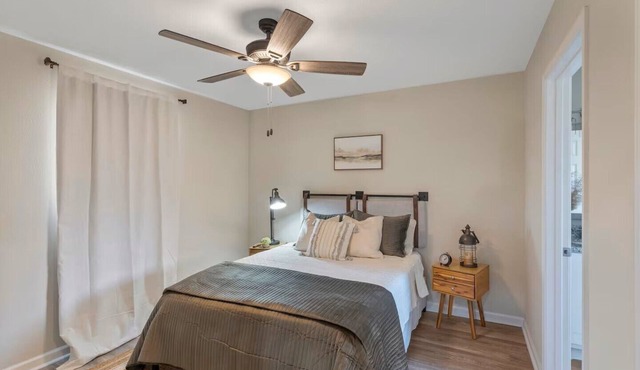 The Patch 4 - 1BR Apartment - Near Casinos & Plants