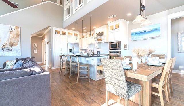 The Queen - Crystal Beach Luxury Home Unobstructed View, Super Cute!
