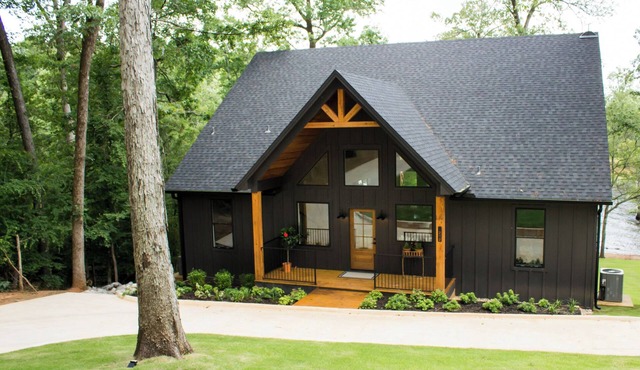 "Tipi" Cabin is a newly built, elevated rustic home on Lake D'arbonne!