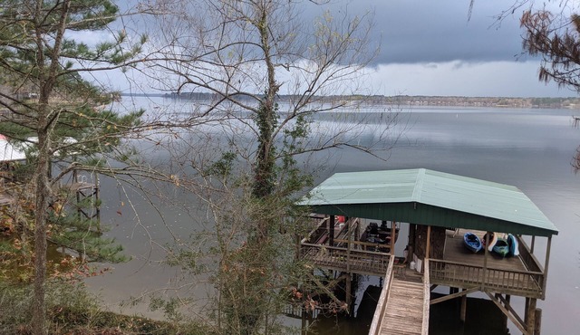 Toledo Bend on Lanana Bay Waterfront Camp Boathouse Dock Subdivision Boat Launch