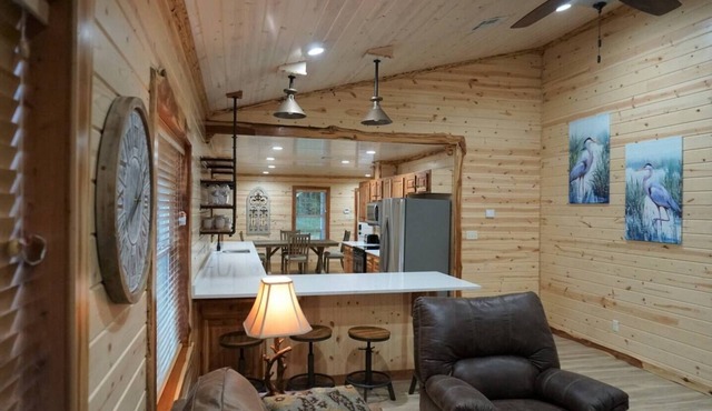 Toledo Queen Lakefront Custom 4 BR Home, Boathouse, Boat Ramp & Beautiful Views.