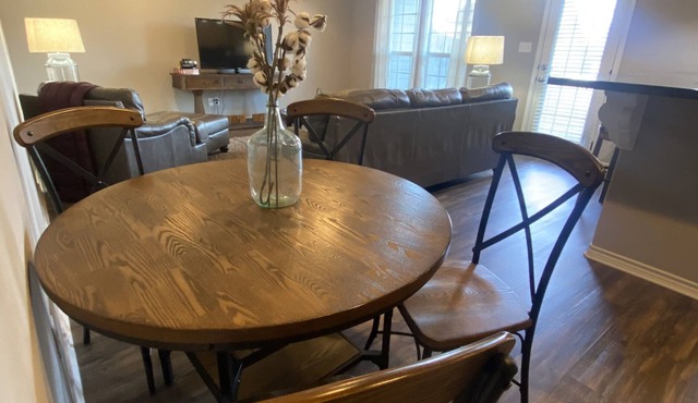 Townhouse 7 minutes from Kyle Field