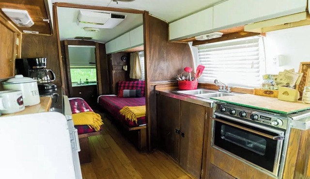 Trails End Vintage Airstream - River Access in Glen Rose