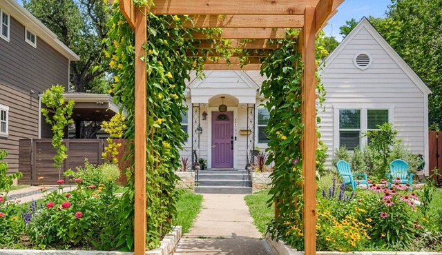 Traveler's Top Pick Modern Family Home❤️ SoCo, Downtown & River