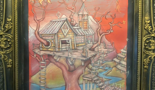 Treehouse Guesthouse: 3 BR Unique Home for 8 adults plus 400 sq ft Fun Treehouse