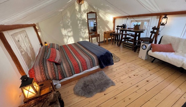 Umpqua National Forest Glamping Tent Explorer - Near Crater Lake & Umpqua Hot Springs in Idleyld Park
