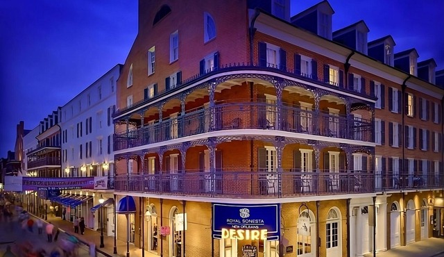Unforgettable Stay in French Quarter! Pets Allowed, Balcony, w/Outdoor Pool