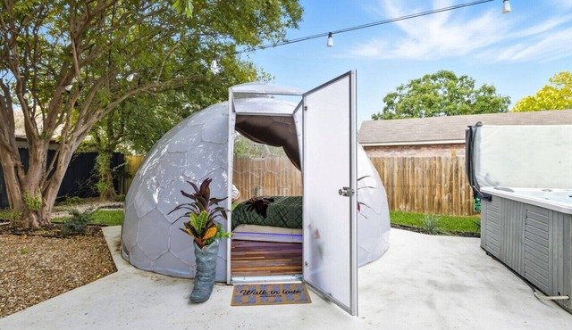 Unique Dome Escape Hot Tub, Game Room, Sleeps 14