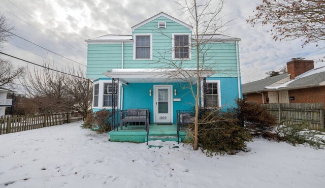 Unique & Walkable 3-BR - 2 Offices & Fenced Yard in Charlottesville