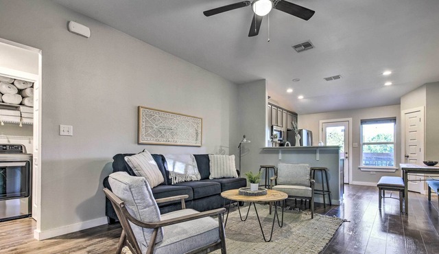 Updated Lago Vista Home < 1 Mi to Lake Travis