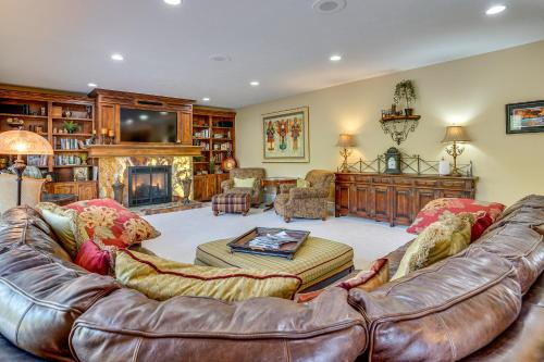 Upscale Group Getaway in Orem w/Private Hot Tub in Orem