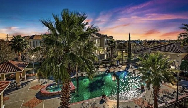 Upscale luxury corporate condo prime location Baton Rouge!