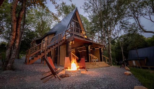 Valhalla Cabins AFrames with hot tubs & sauna in Cosby