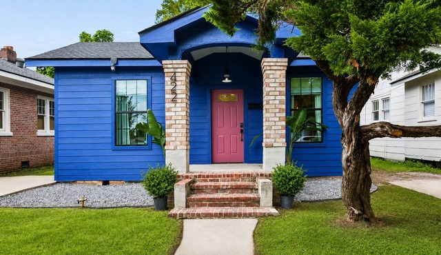 Vibrant Mid-City Oasis Minutes to LSU and Downtown